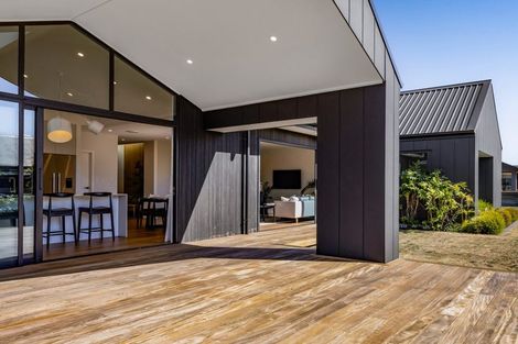 Photo of property in 27 Keene Drive, Bell Block, New Plymouth, 4312