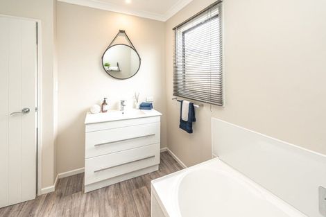 Photo of property in 81 Carlton Avenue, Tawhero, Whanganui, 4501