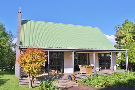 Photo of property in 8 Oripiro Road, Kerikeri, 0230