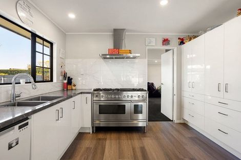 Photo of property in 64 Athlone Drive, Cambridge, 3434