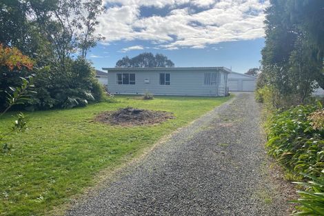 Photo of property in 26 Avenue North Road, Levin, 5510