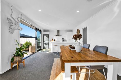 Photo of property in 17 Jersey Place, Bell Block, New Plymouth, 4312