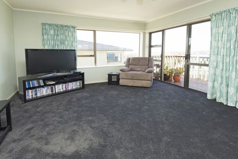Photo of property in 1/38 Albatross Road, Red Beach, 0932