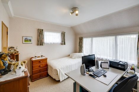 Photo of property in 1009 Caroline Road, Mayfair, Hastings, 4122