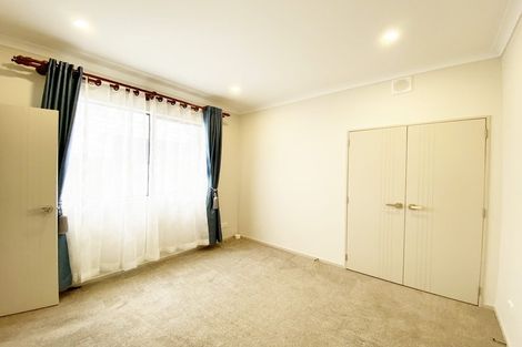 Photo of property in 17 Cooladawson Drive, Flat Bush, Auckland, 2019