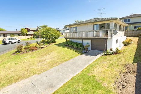 Photo of property in 1/38 Albatross Road, Red Beach, 0932