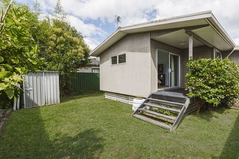 Photo of property in 2/56 Greenhaven Avenue, Opaheke, Papakura, 2113
