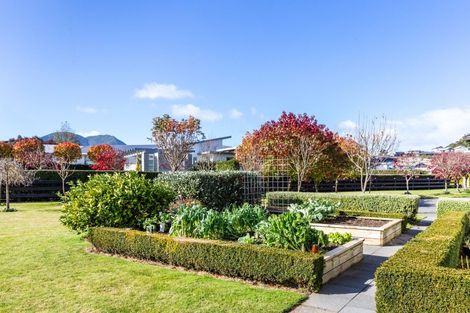 Photo of property in 19 Magnolia Rise, Waipahihi, Taupo, 3330