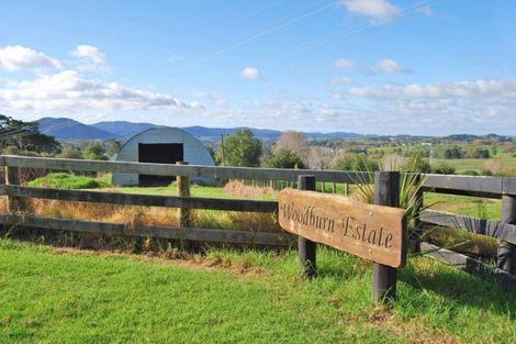 Photo of property in 197 Pukenui Road, Kaiwaka, 0573