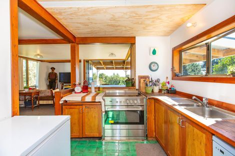 Photo of property in 120 Maungatawhiri Road, Raglan, 3295