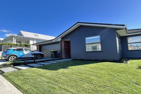 Photo of property in 2 Kuku Avenue, Red Beach, 0932