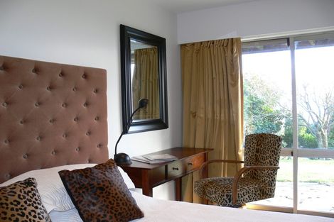 Photo of property in 8 Amherst Place, Cashmere, Christchurch, 8022