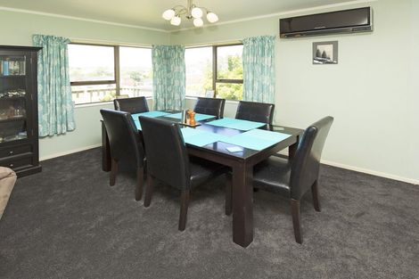 Photo of property in 1/38 Albatross Road, Red Beach, 0932