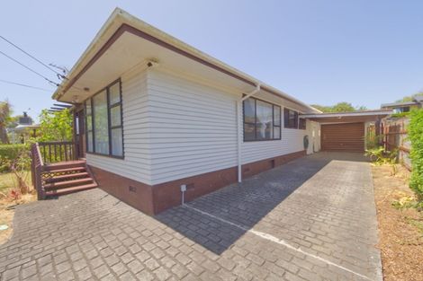 Photo of property in 20 Sullivan Avenue, Mangere Bridge, Auckland, 2022
