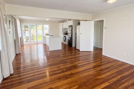 Photo of property in 4 Jackson Avenue, Highbury, Palmerston North, 4412
