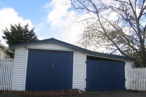 Photo of property in 2 Bryant Street, Takaro, Palmerston North, 4412