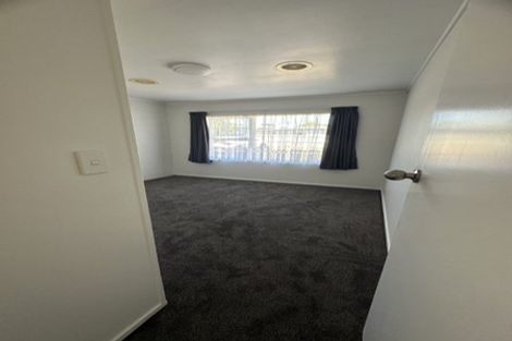 Photo of property in 2/23 Alcock Street, Mount Wellington, Auckland, 1060