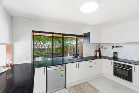 Photo of property in 27 Rubens Place, Burnside, Christchurch, 8053