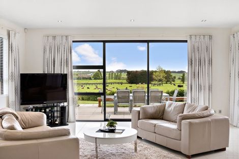 Photo of property in 151 Whangapouri Road, Karaka, Drury, 2578