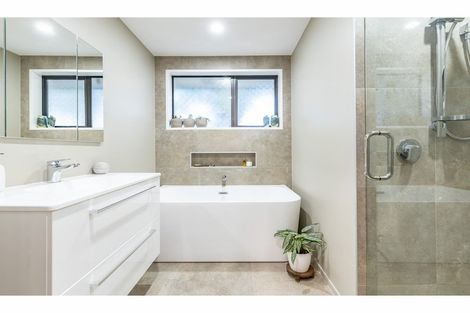 Photo of property in 147a Hawthornden Road, Avonhead, Christchurch, 8042