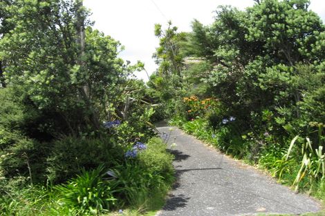 Photo of property in 109 Waitea Road, Muriwai, 0881