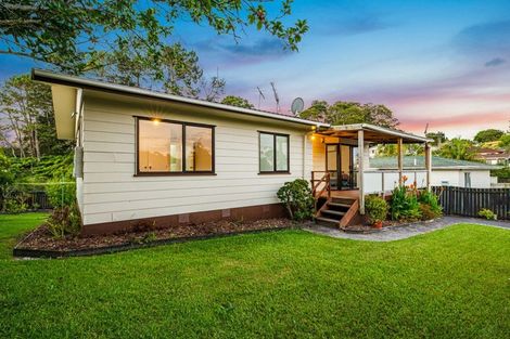 Photo of property in 14 Alidade Place, Massey, Auckland, 0614