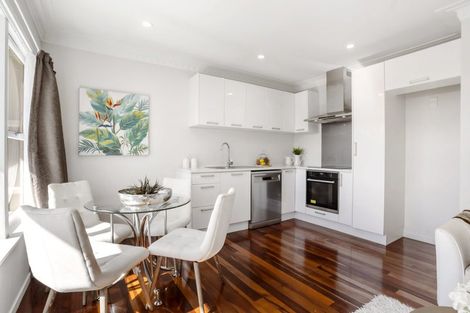 Photo of property in 2/61a Balmoral Road, Mount Eden, Auckland, 1024