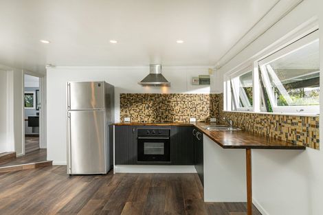 Photo of property in 44 Rewi Street, Torbay, Auckland, 0630