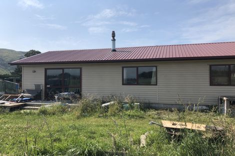 Photo of property in 23 High Street, Albury, Cave, 7984