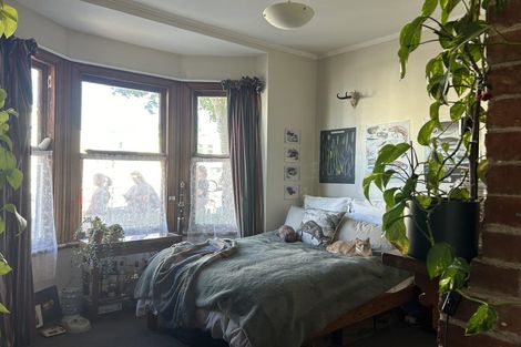 Photo of property in 86 Tasman Street, Mount Cook, Wellington, 6021