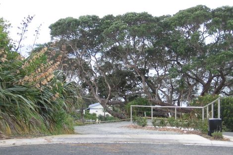 Photo of property in 7 Kyle Street, Leigh, 0985