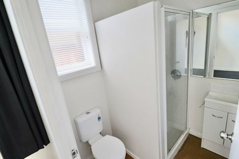 Photo of property in 9 Rewa Street, New Lynn, Auckland, 0600