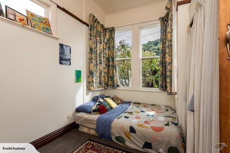 Photo of property in 84 Kilbirnie Crescent, Kilbirnie, Wellington, 6022