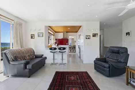 Photo of property in 42 Wakeman Road, Acacia Bay, Taupo, 3330