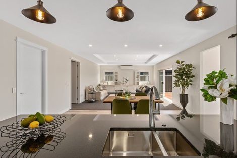 Photo of property in 16 Ruapehu Road, Poraiti, Napier, 4112