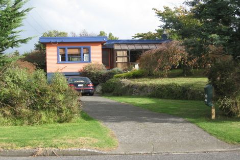 Photo of property in 15 Kaka Road, Raumati Beach, Paraparaumu, 5032