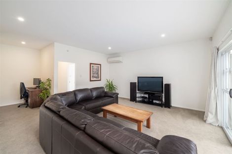 Photo of property in 6 Pasadena Place, Harewood, Christchurch, 8051
