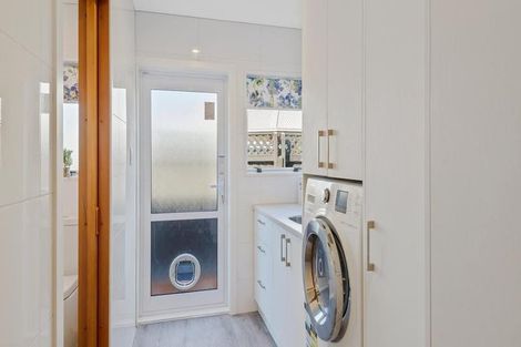 Photo of property in 16 Herbs Place, Cashmere, Christchurch, 8022