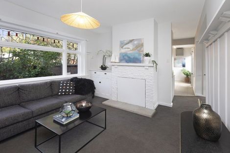 Photo of property in 1/31 Young Street, Somerfield, Christchurch, 8024