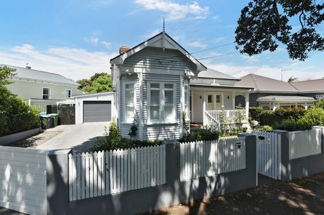 Photo of property in 18 Kowhai Street, Mount Eden, Auckland, 1024