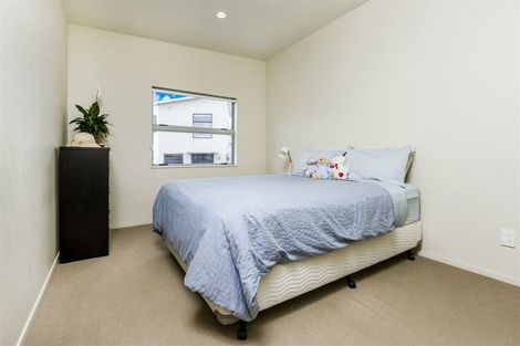 Photo of property in 5/40 Scarlet Oak Drive, Schnapper Rock, Auckland, 0632