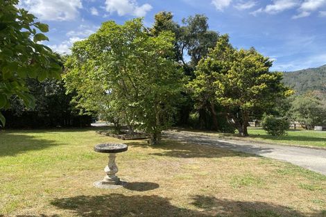 Photo of property in 65 Raukawa Street, Stokes Valley, Lower Hutt, 5019