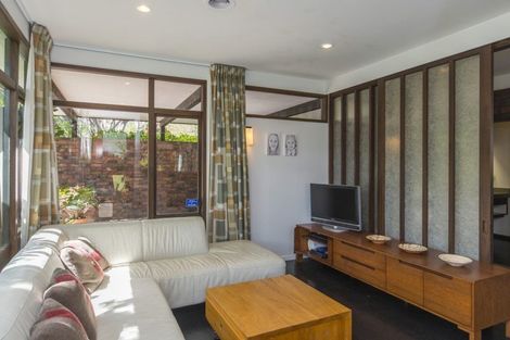 Photo of property in 27 Cheviot Road, Lowry Bay, Lower Hutt, 5013