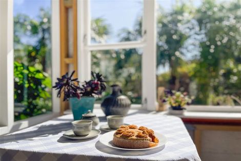 Photo of property in 8a Fleetwood Grove, Waikanae, 5036