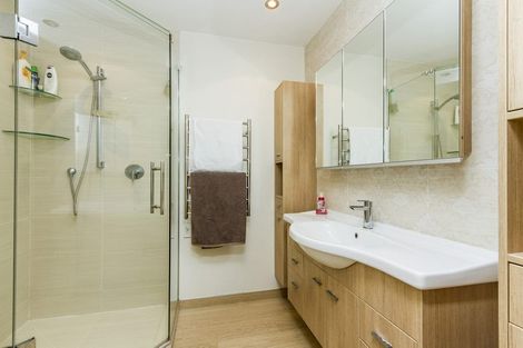 Photo of property in 37a Penzance Road, Mairangi Bay, Auckland, 0630