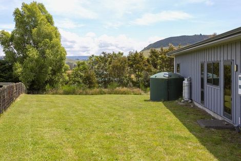 Photo of property in 5a Rangikatea Road, Omori, Turangi, 3381