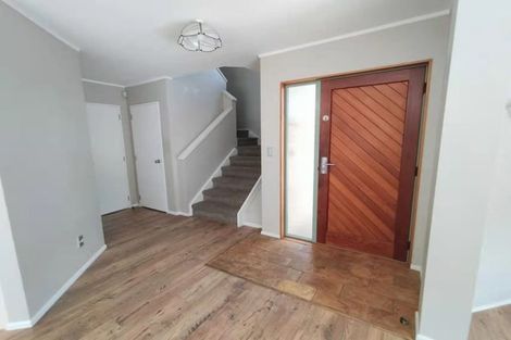 Photo of property in 2/39 Gibraltar Street, Howick, Auckland, 2014
