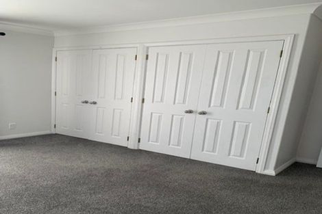 Photo of property in 2 Glastry Close, East Tamaki Heights, Auckland, 2016