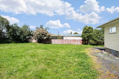 Photo of property in 112 Cargill Street, Papakura, 2110