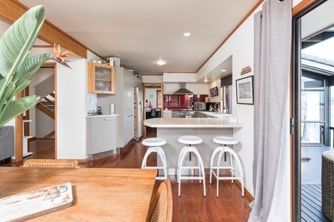 Photo of property in 33 St Annes Crescent, Wattle Downs, Auckland, 2103